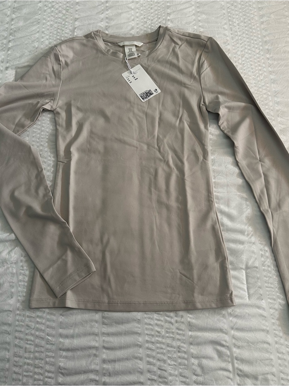 H&M Fitted Long-Sleeve Crewneck Top - Light Taupe - XS